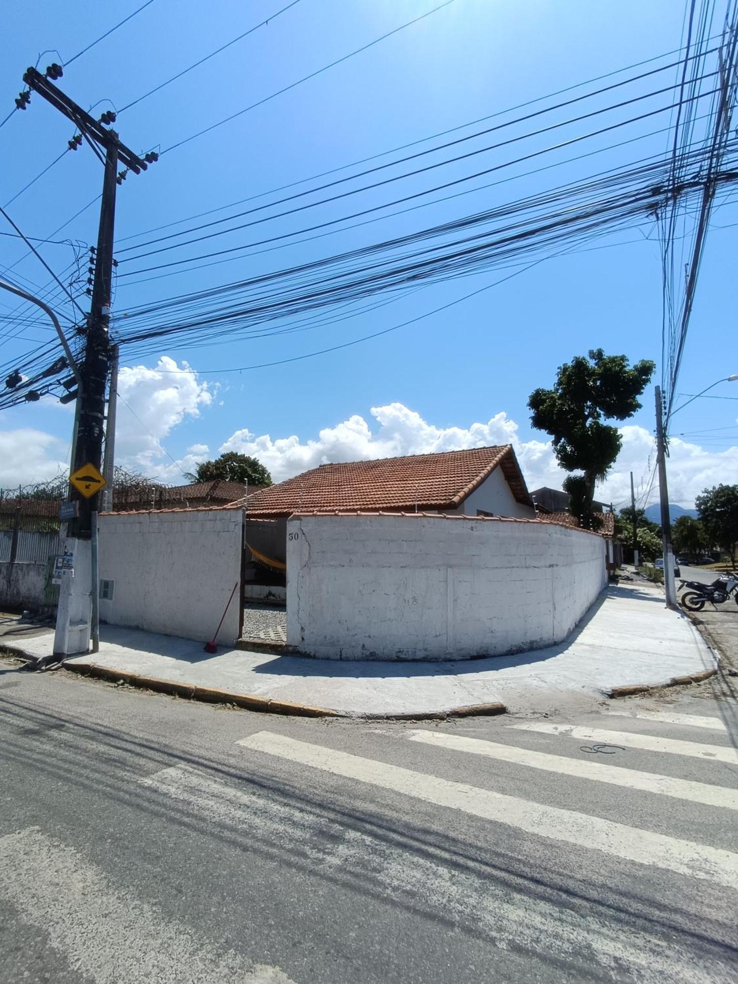 Casa Em 1 Km Do Aquario * Ubatuba